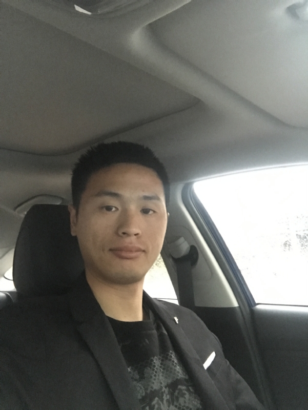 向前走的第一张照片--三明中老年相亲网