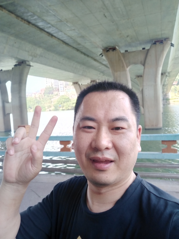 上人的第一张照片--三明中老年相亲网